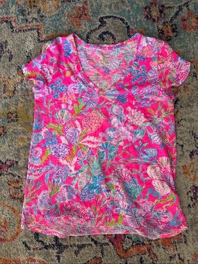 Lilly Pulitzer Hot Pink Tropical Floral V-Neck Tee